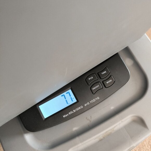 Roger Waters Pink Floyd Trust Us Rare Merch Memorabilia 2010 Tour Tee XL - Picture 9 of 10